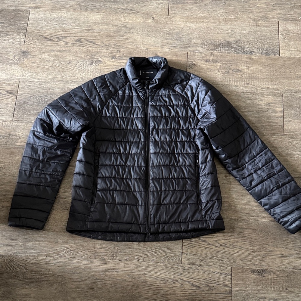 Everlane women’s  black Puffer Jacket